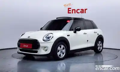 Mini Cooper, 2018