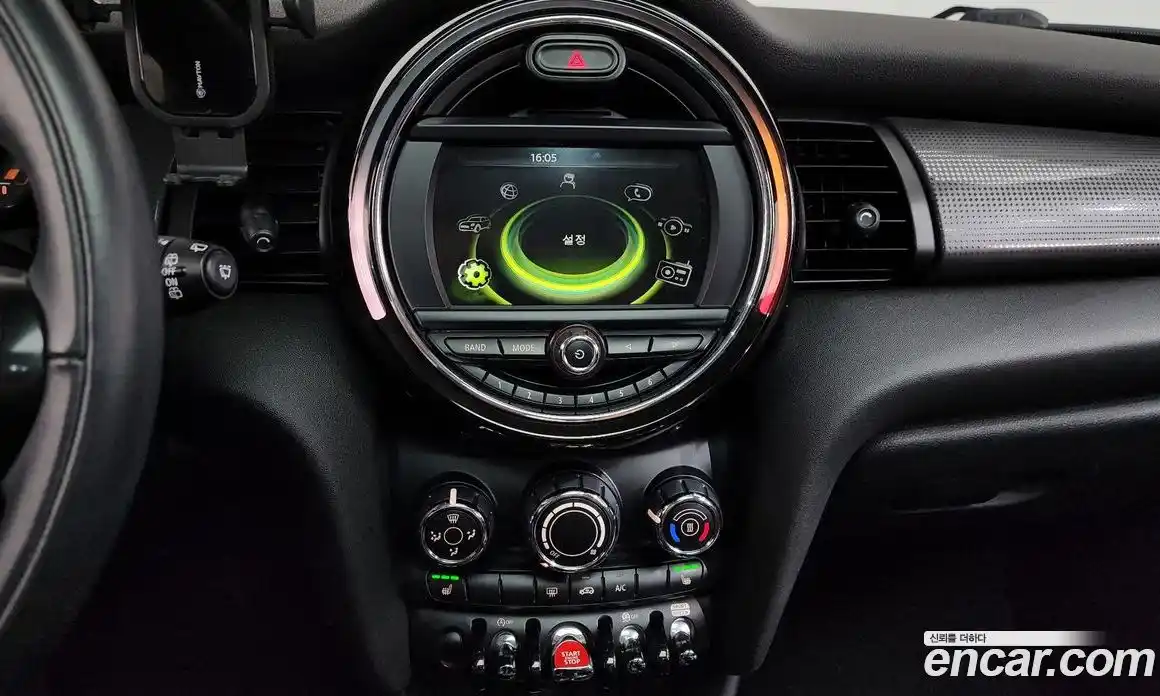 Mini Cooper 2018 1.5 Автомат в Москве № 766270, фото 14