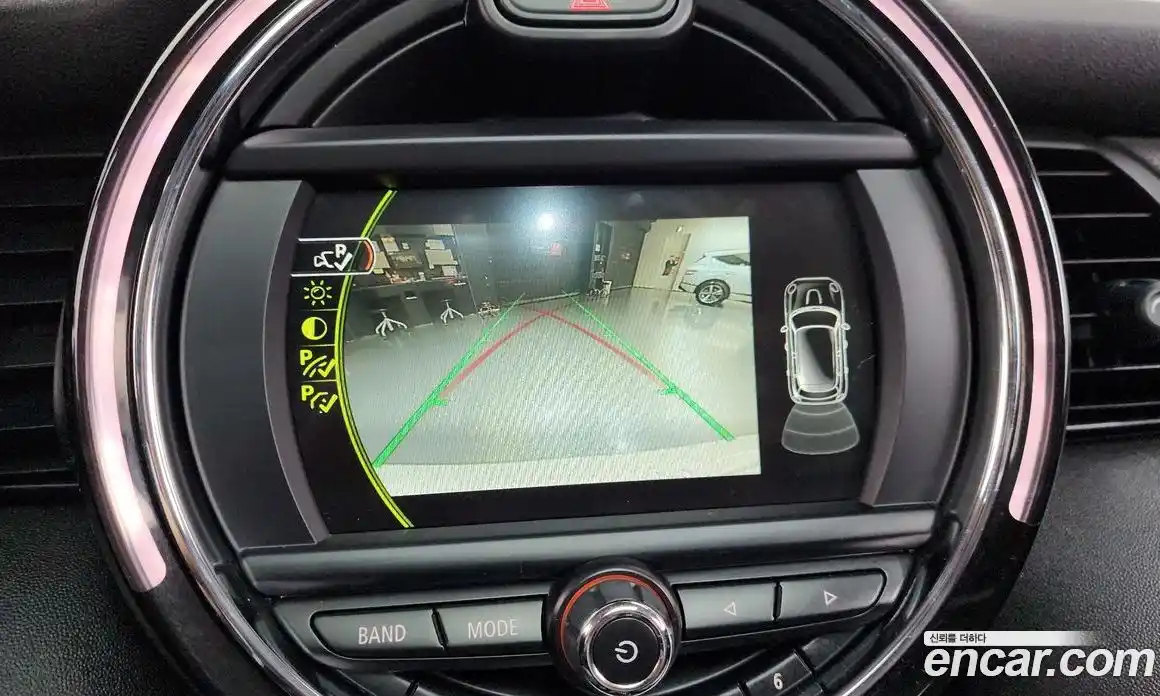 Mini Cooper 2018 1.5 Автомат в Москве № 766270, фото 15