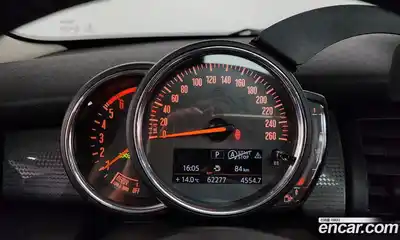 Mini Cooper 2018 1.5 Автомат в Москве № 766270, миниатюра 8