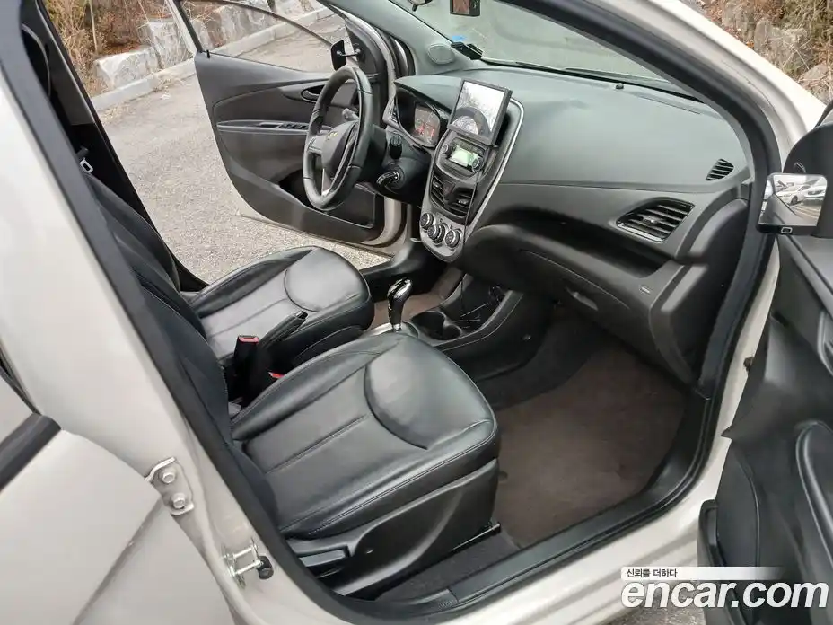 Chevrolet Spark 2017 1.0 Автомат в Москве № 78454, фото 11