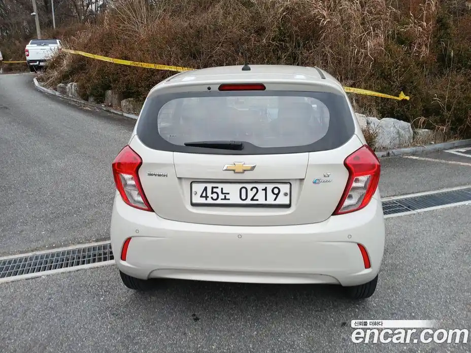 Chevrolet Spark 2017 1.0 Автомат в Москве № 78454, фото 4