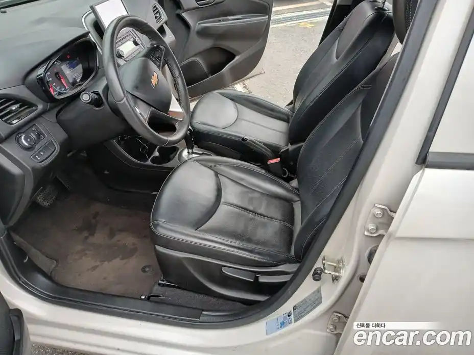 Chevrolet Spark 2017 1.0 Автомат в Москве № 78454, фото 10