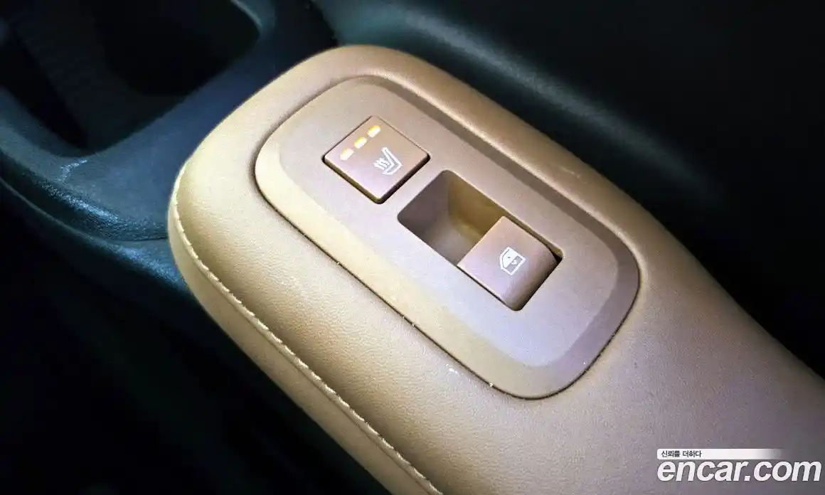 Hyundai Santa Fe 2023 1.6 Автомат в Москве № 112001, фото 19