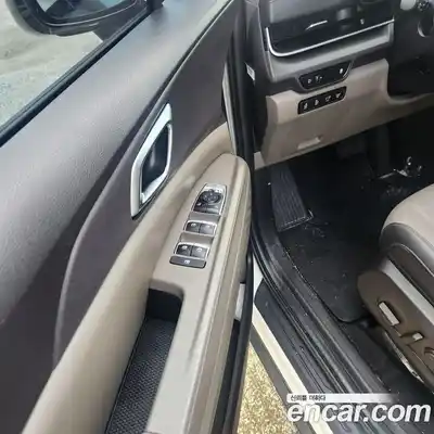 Kia Canival 2025 3.5 Автомат в Москве № 120076, миниатюра 6