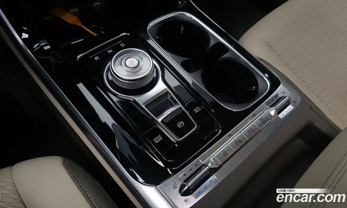 Kia Canival 2023 2.2 Автомат в Москве № 130200, фото 9