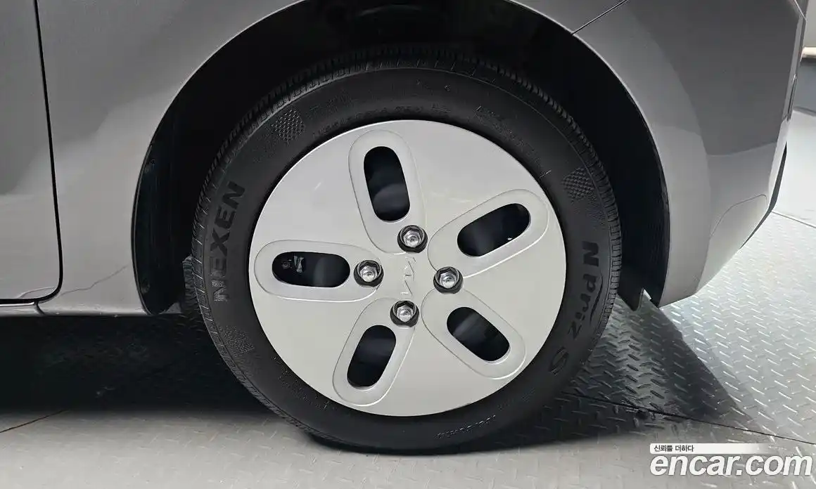 Kia Ray 2024 1.0 Автомат в Москве № 131685, фото 5