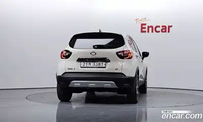 Renault QM3 2018 1.5 Автомат в Москве № 147095, миниатюра 4