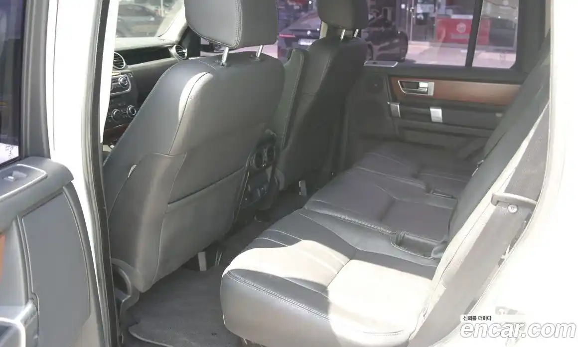 Land Rover Discovery 2016 3.0 Автомат в Москве № 166761, фото 11