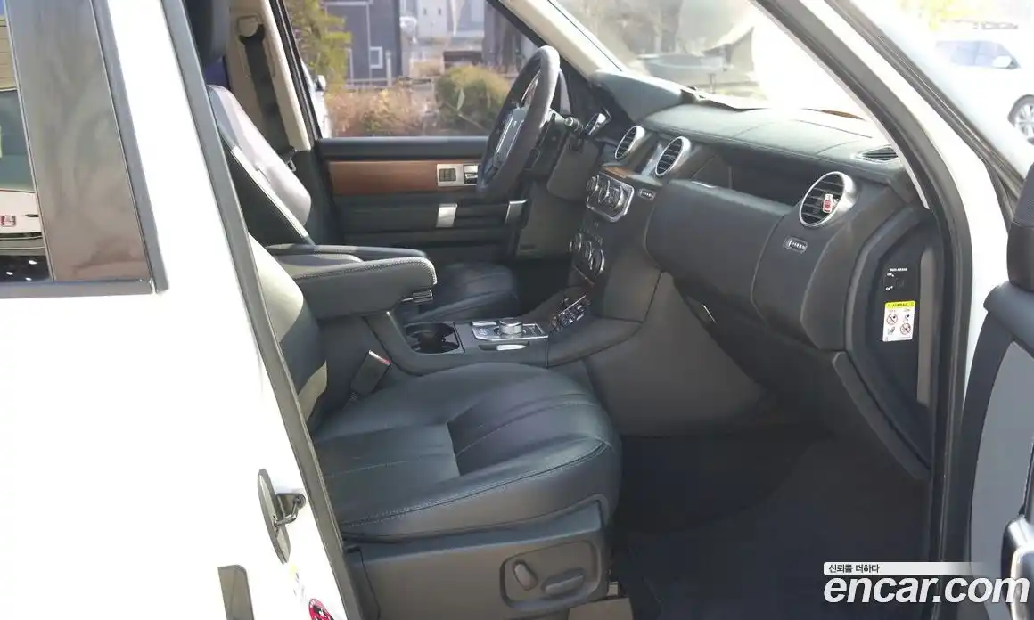 Land Rover Discovery 2016 3.0 Автомат в Москве № 166761, фото 12