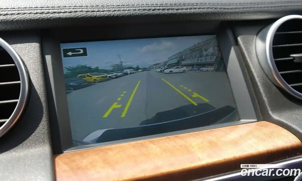 Land Rover Discovery 2016 3.0 Автомат в Москве № 166761, фото 15