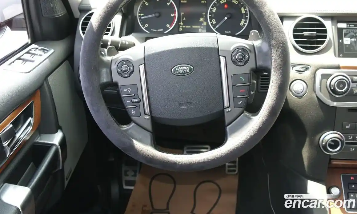 Land Rover Discovery 2016 3.0 Автомат в Москве № 166761, фото 18