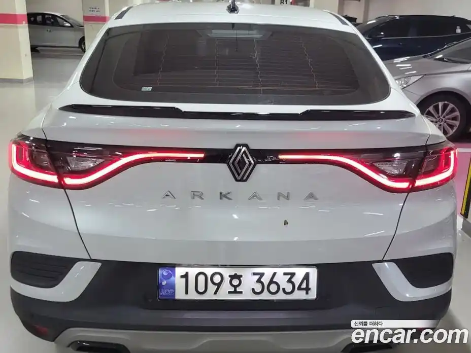 Renault Arkana 2024 1.6 Автомат в Москве № 176837, фото 4