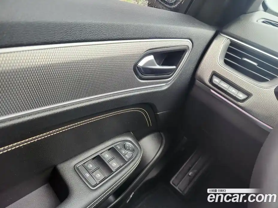 Renault Arkana 2024 1.6 Автомат в Москве № 176837, фото 5