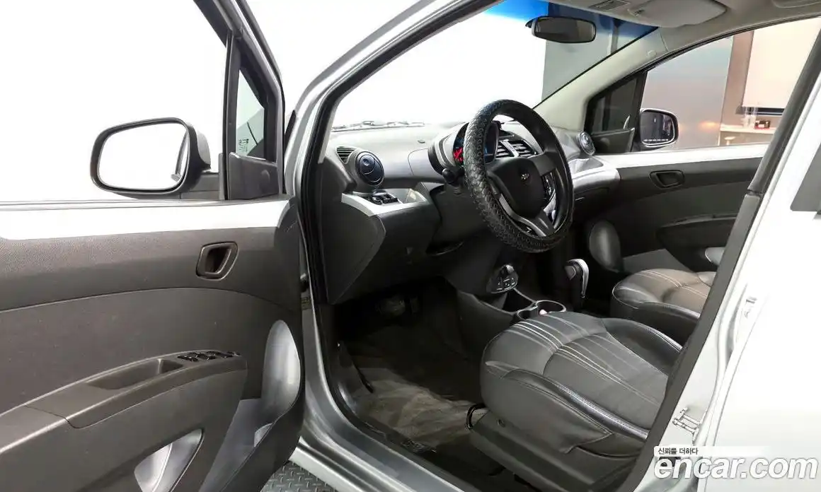 Chevrolet Spark 2014 1.0 гидро в Москве № 1883, фото 11