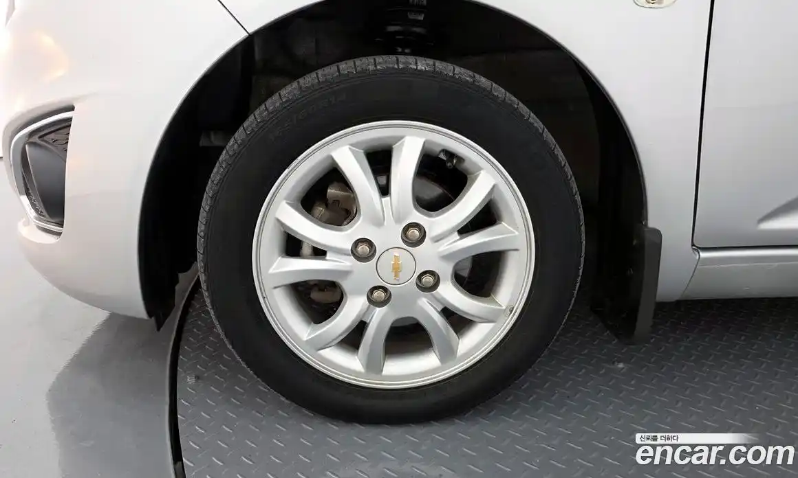 Chevrolet Spark 2014 1.0 гидро в Москве № 1883, фото 5