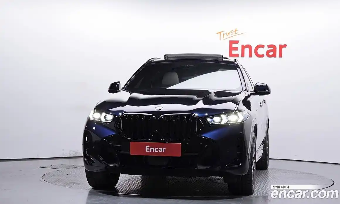 BMW X6 2024 3.0 Автомат в Москве № 188546, фото 3