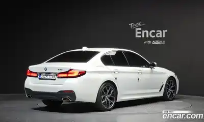 BMW 5-Series 2023 2.0 Автомат в Москве № 188848, миниатюра 2