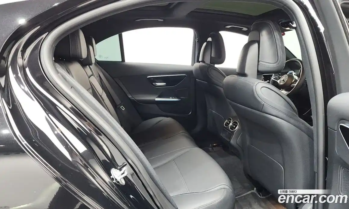 Mercedes-Benz C-Class 2022 2.0 Автомат в Москве № 193919, фото 12