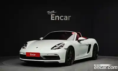 Porsche 718, 2024
