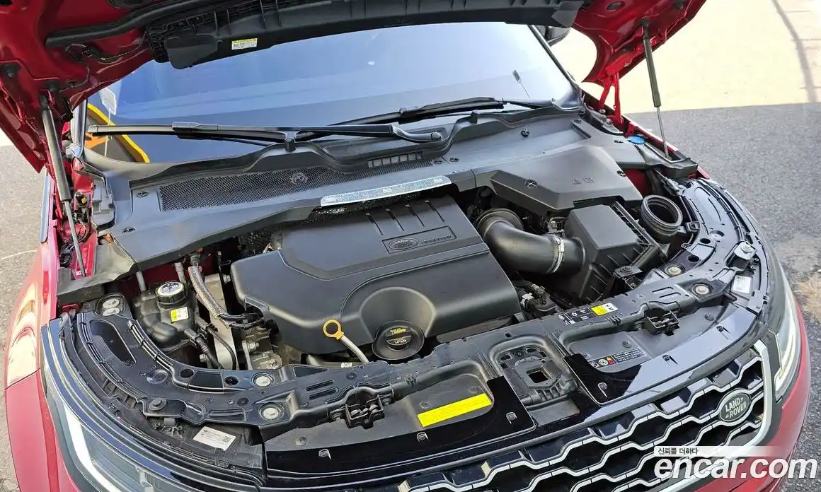 Land Rover Range-Rover Evoque 2022 2.0 Автомат в Москве № 213384, фото 6