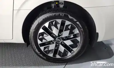 Hyundai Staria 2025 1.6 гидро в Москве № 48448, миниатюра 4