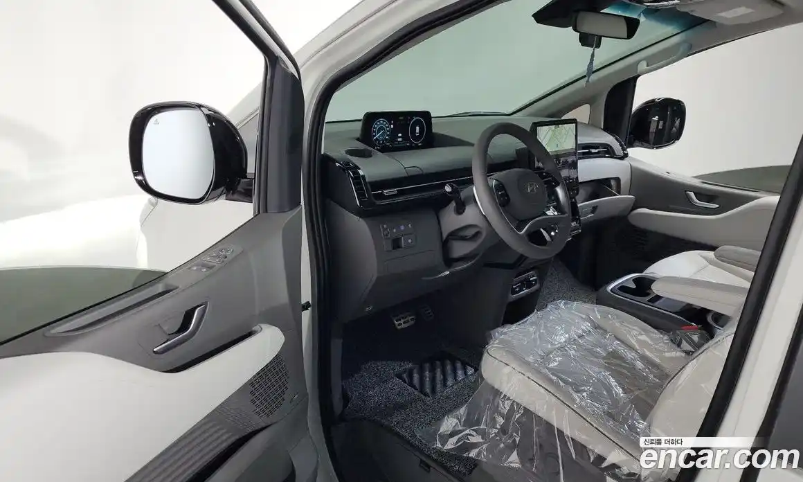 Hyundai Staria 2025 1.6 гидро в Москве № 48448, фото 9