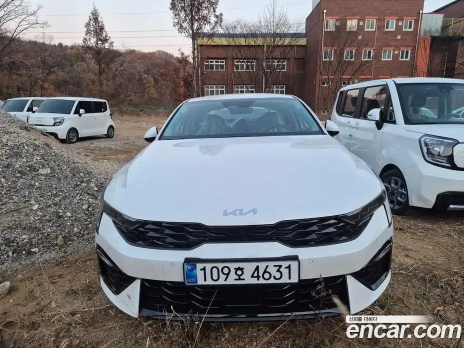 Kia K5 2025 2.0 Автомат в Москве № 52407, фото 1