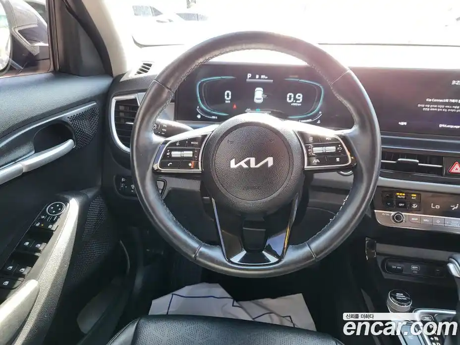 Kia Seltos 2024 1.6 Автомат в Москве № 54955, фото 11