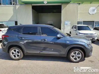 Kia Seltos 2024 1.6 Автомат в Москве № 54955, миниатюра 3