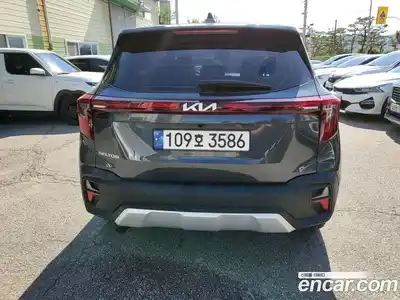 Kia Seltos 2024 1.6 Автомат в Москве № 54955, миниатюра 6