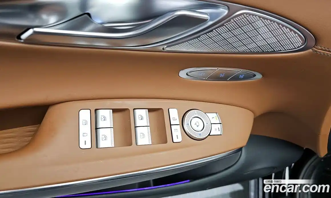 Genesis GV70 2022 2.5 Автомат в Москве № 57606, фото 14