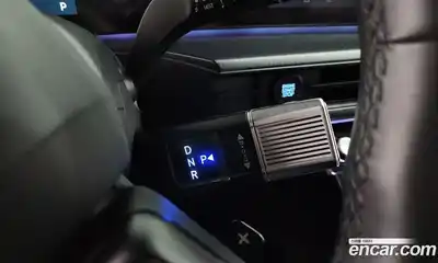 Hyundai Santa Fe 2024 2.5 Автомат в Москве № 714274, миниатюра 9