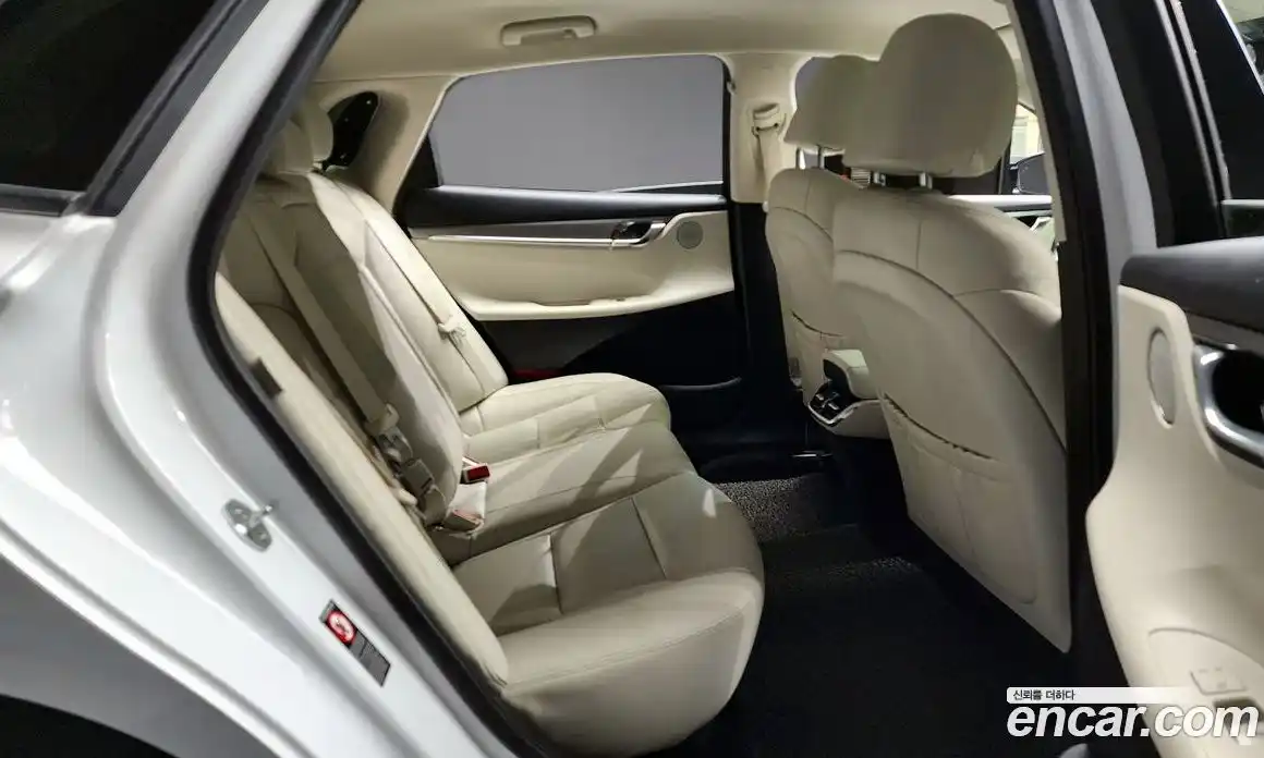 Hyundai Grandeur 2022 2.5 Автомат в Москве № 714303, фото 12