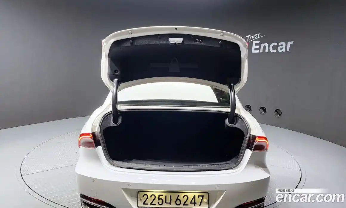 Hyundai Grandeur 2022 2.5 Автомат в Москве № 714303, фото 20