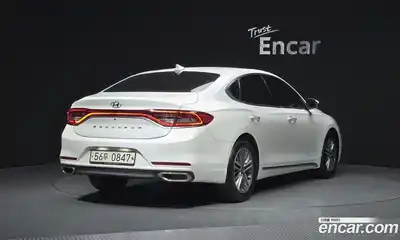 Hyundai Grandeur 2019 2.4 Автомат в Москве № 714771, миниатюра 2