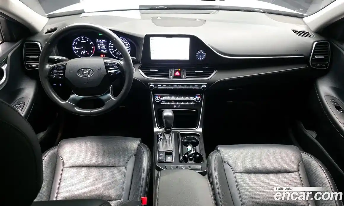 Hyundai Grandeur 2019 2.4 Автомат в Москве № 714771, фото 7