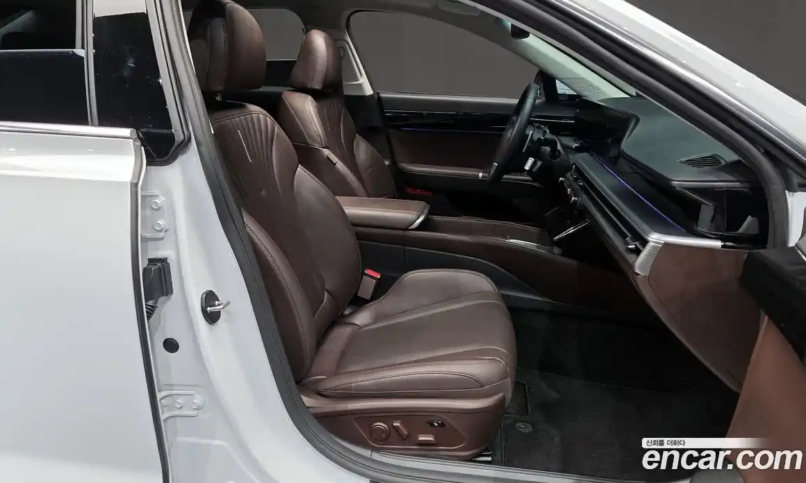 Hyundai Grandeur 2023 2.5 Автомат в Москве № 714934, фото 11