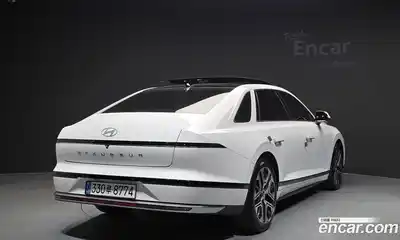 Hyundai Grandeur 2023 2.5 Автомат в Москве № 714934, миниатюра 2