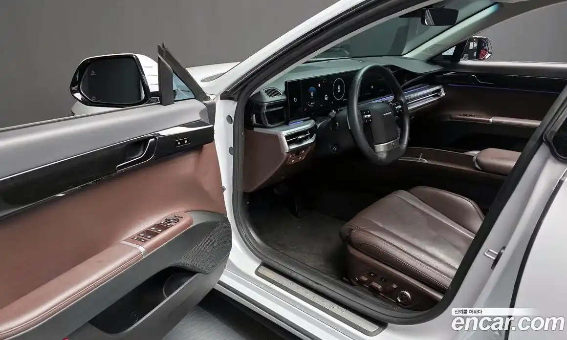 Hyundai Grandeur 2023 2.5 Автомат в Москве № 714934, фото 10