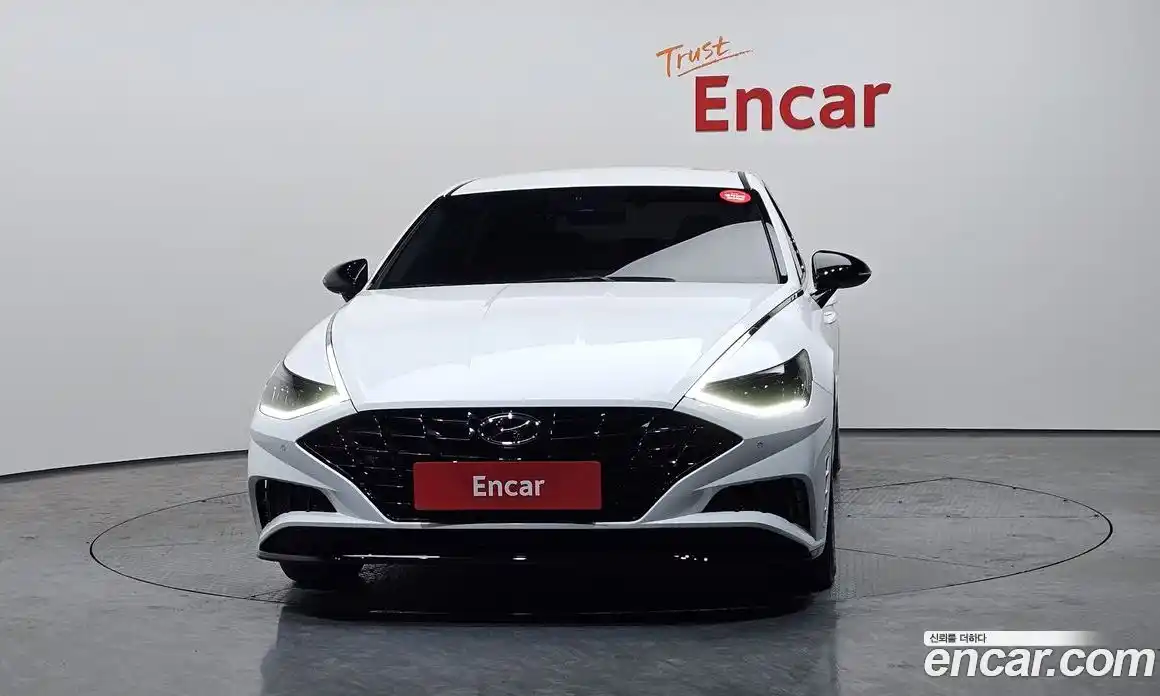 Hyundai Sonata 2023 2.0 Автомат в Москве № 714950, фото 3