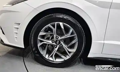 Hyundai Sonata 2023 2.0 Автомат в Москве № 714950, миниатюра 5