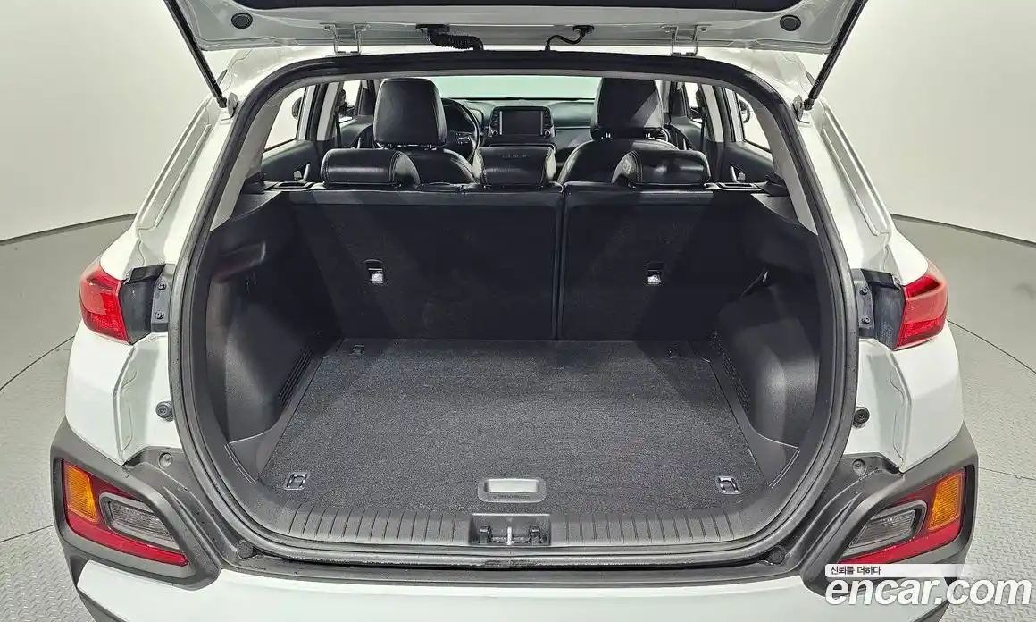 Hyundai Kona 2020 1.6 Автомат в Москве № 715285, фото 20