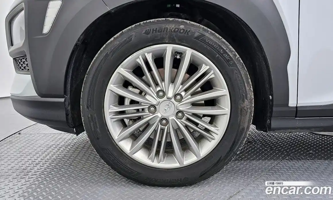 Hyundai Kona 2020 1.6 Автомат в Москве № 715285, фото 5