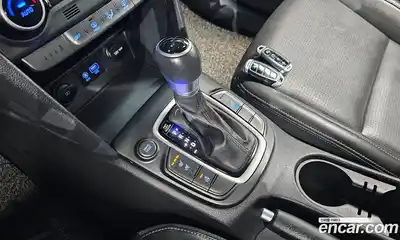 Hyundai Kona 2020 1.6 Автомат в Москве № 715285, миниатюра 9