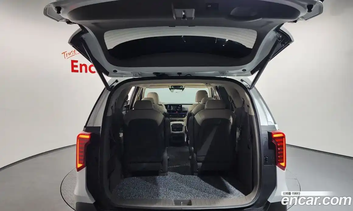 Kia Canival 2025 3.5 Автомат в Москве № 715801, фото 20