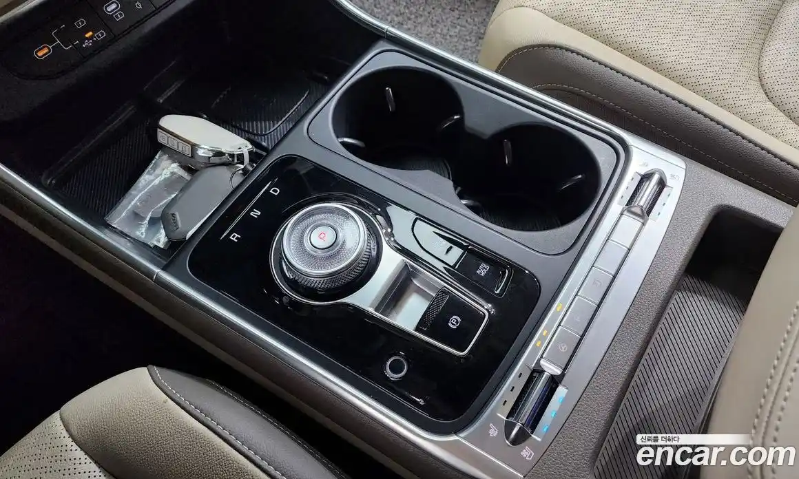 Kia Canival 2025 3.5 Автомат в Москве № 715801, фото 9