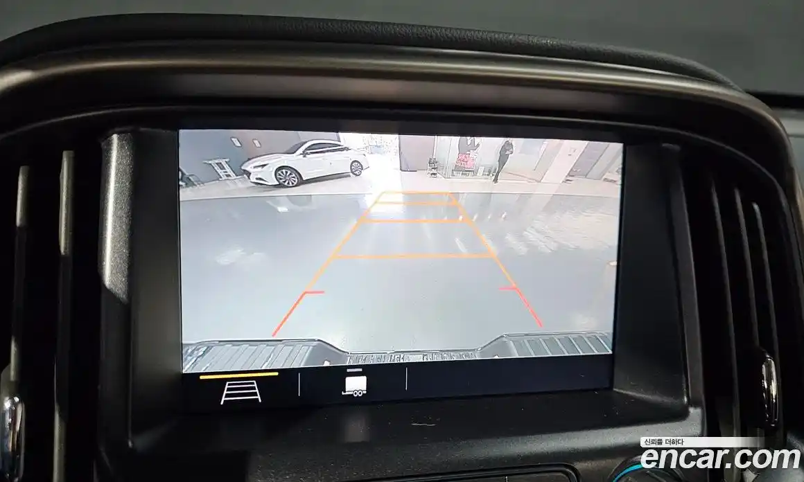 Chevrolet Colorado 2022 3.6 Автомат в Москве № 716069, фото 15