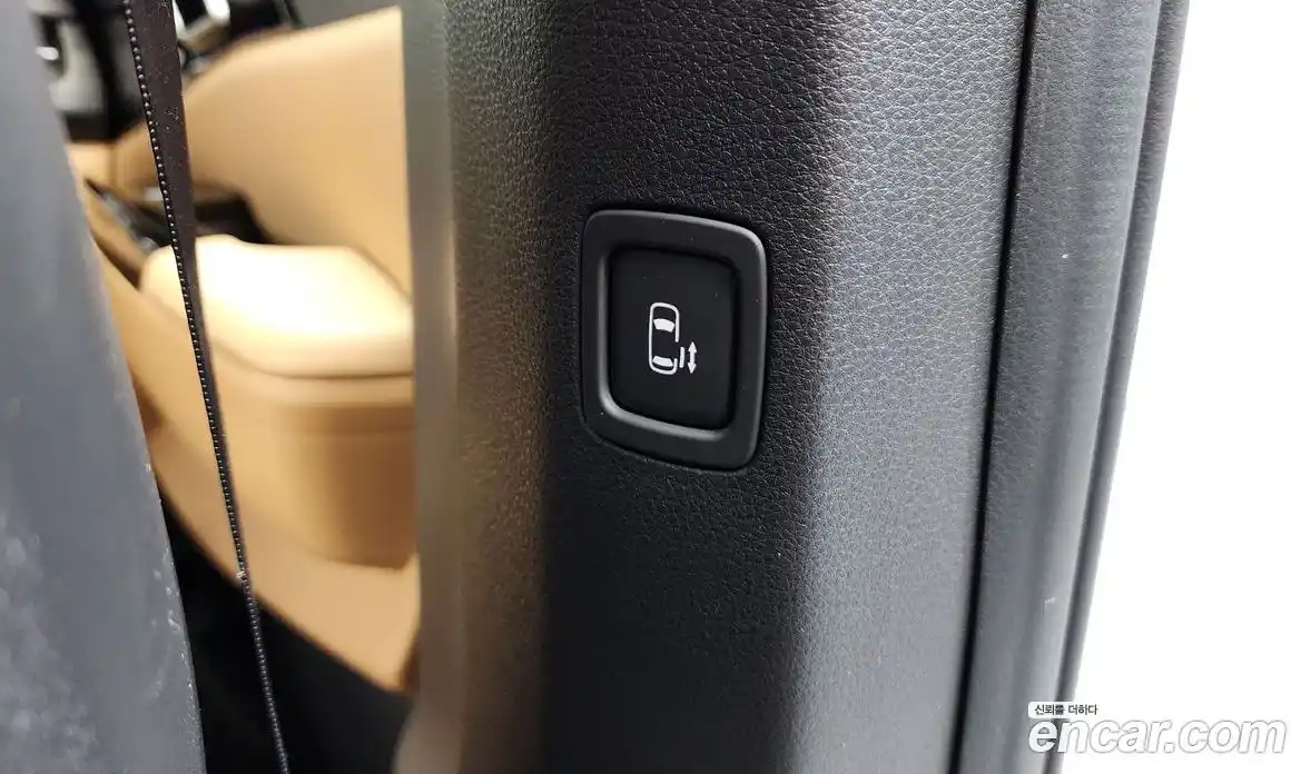 Kia Canival 2022 2.2 Автомат в Москве № 716092, фото 18