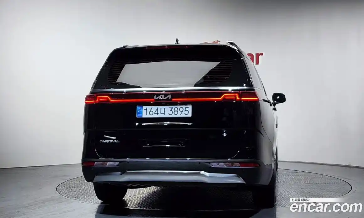 Kia Canival 2022 2.2 Автомат в Москве № 716092, фото 4